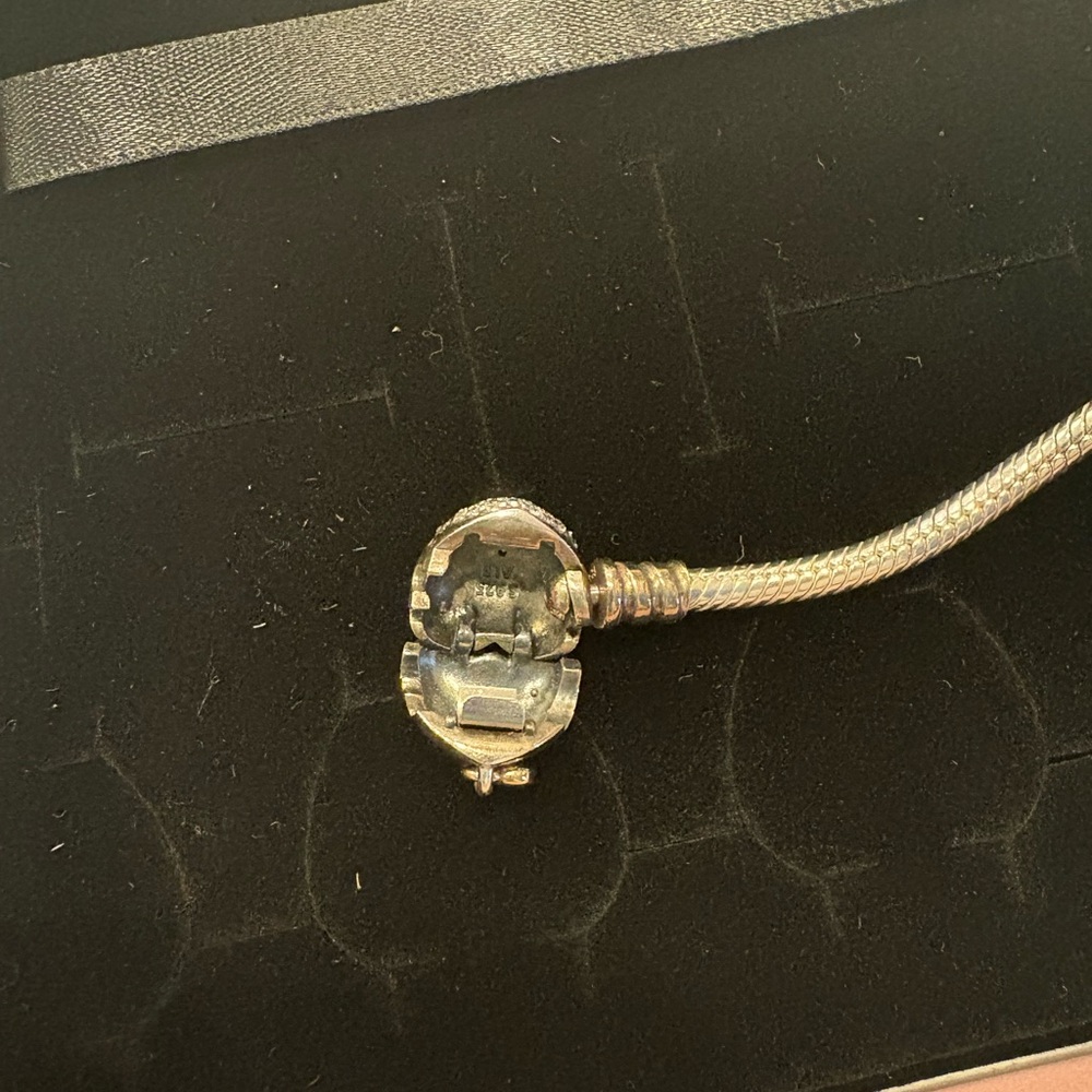 Disney Princess Pandora Moments Heart Snake Chain Bracelet - 7.9" - Picture 4 of 5
